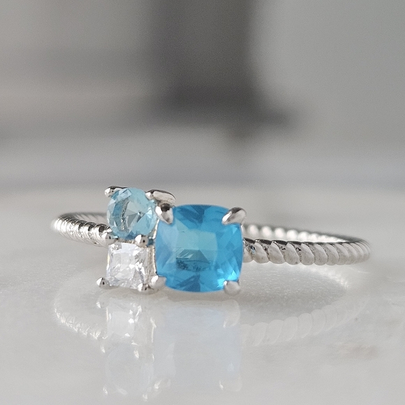 Blue Aquamarine Swarovski crystal ring, 925 Sterling Silver - Picture 5 of 9